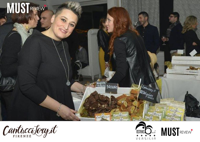 2017 - CantucciLory Delight Versilia