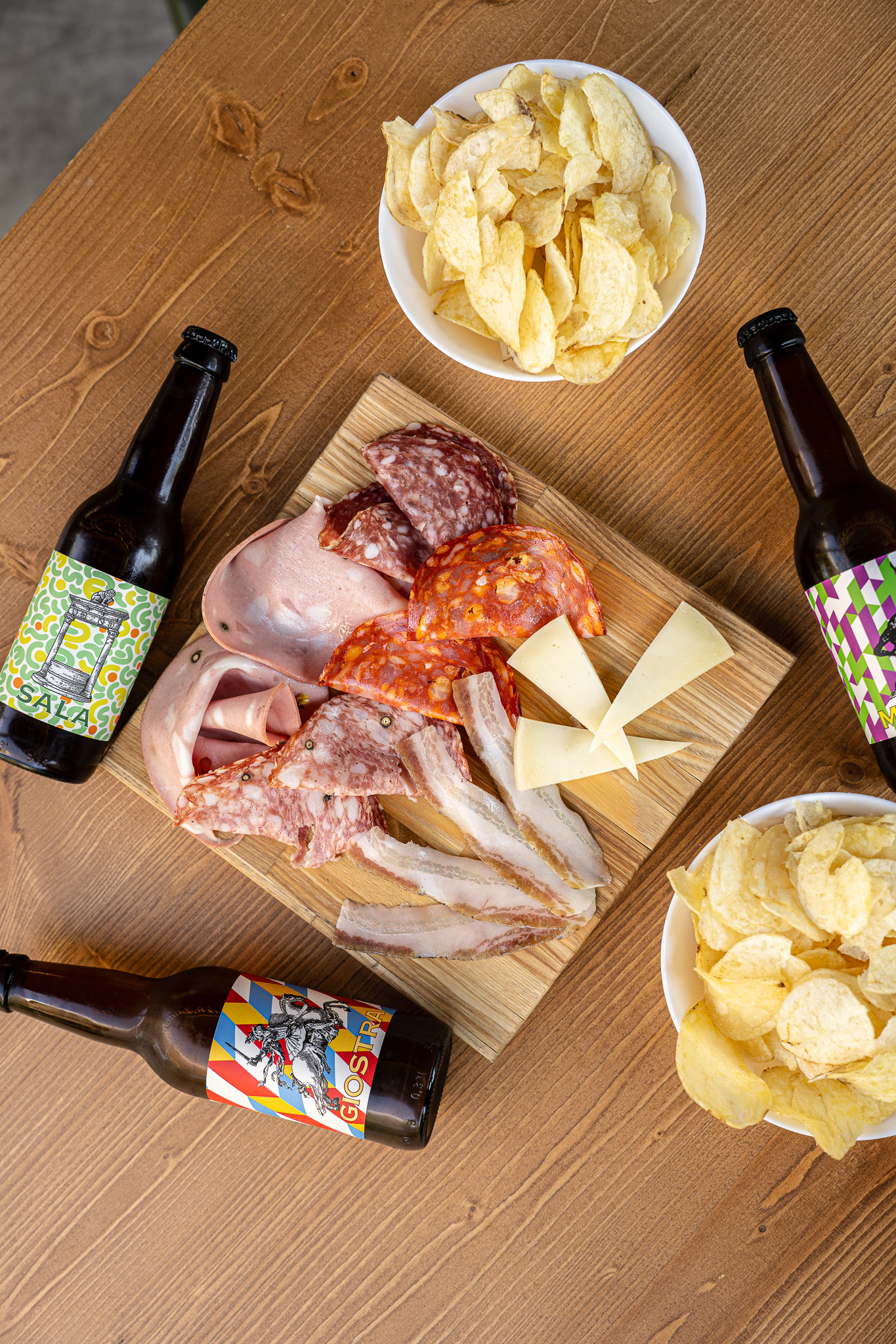 Tagliere toscano con birra