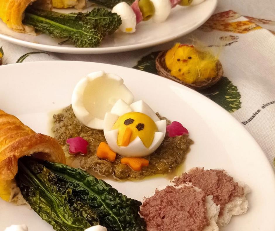 Pulcini di uova sode con Salsa Verde alla Toscana